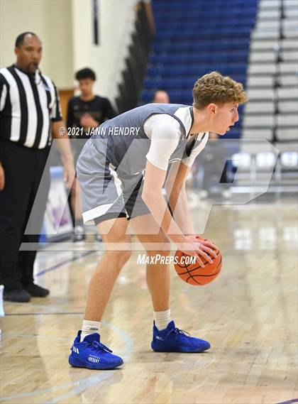 Thumbnail 1 in Salesian College Preparatory vs. Bishop O'Connell (Tarkanian Classic) photogallery.