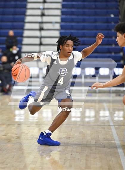 Thumbnail 2 in Salesian College Preparatory vs. Bishop O'Connell (Tarkanian Classic) photogallery.