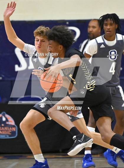 Thumbnail 3 in Salesian College Preparatory vs. Bishop O'Connell (Tarkanian Classic) photogallery.