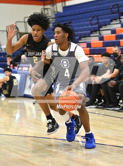 Thumbnail 3 in Salesian College Preparatory vs. Bishop O'Connell (Tarkanian Classic) photogallery.
