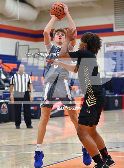 Thumbnail 1 in Salesian College Preparatory vs. Bishop O'Connell (Tarkanian Classic) photogallery.