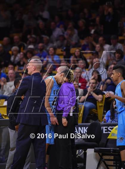 Thumbnail 2 in Vista Ridge vs. Pueblo West (CHSAA 4A Semifinal) photogallery.