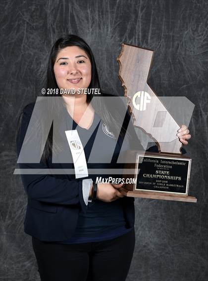 Thumbnail 1 in Rolling Hills Prep (CIF State D4 Award Photos) photogallery.
