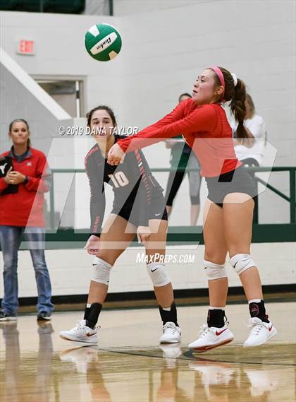 Thumbnail 2 in Eastland vs Dublin (Dublin Tournament) photogallery.