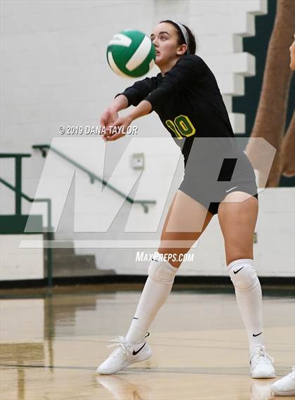 Thumbnail 2 in Eastland vs Dublin (Dublin Tournament) photogallery.