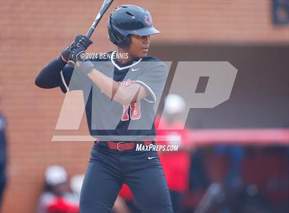 Thumbnail 3 in Union Grove @ Dutchtown photogallery.