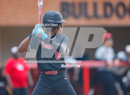 Thumbnail 1 in Union Grove @ Dutchtown photogallery.