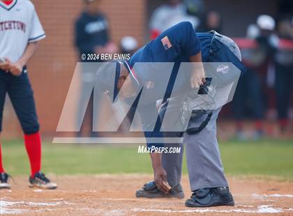 Thumbnail 3 in Union Grove @ Dutchtown photogallery.