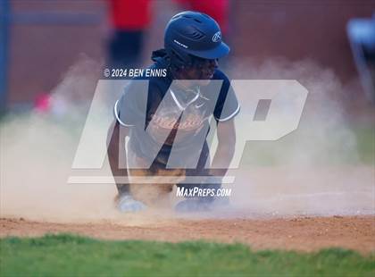 Thumbnail 1 in Union Grove @ Dutchtown photogallery.