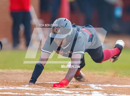 Thumbnail 1 in Union Grove @ Dutchtown photogallery.