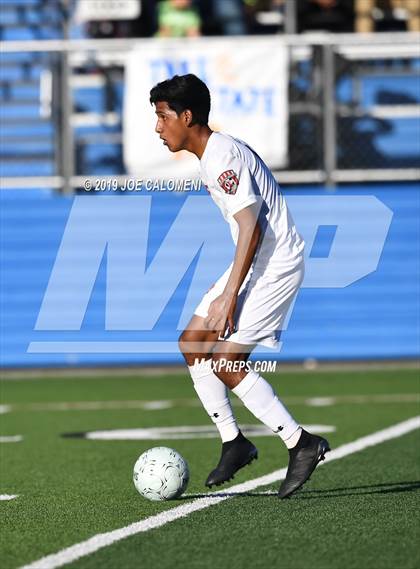 Thumbnail 3 in Lee [Robert E.] vs Flower Mound (UIL 6A Final) photogallery.