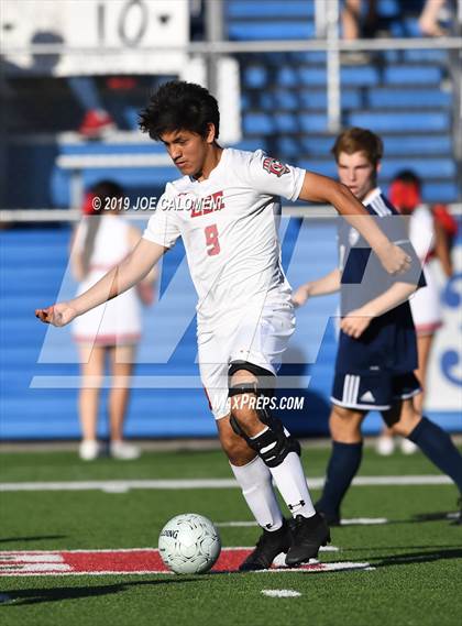 Thumbnail 1 in Lee [Robert E.] vs Flower Mound (UIL 6A Final) photogallery.