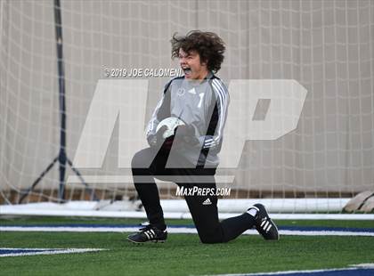 Thumbnail 3 in Lee [Robert E.] vs Flower Mound (UIL 6A Final) photogallery.