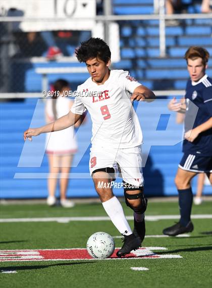 Thumbnail 2 in Lee [Robert E.] vs Flower Mound (UIL 6A Final) photogallery.