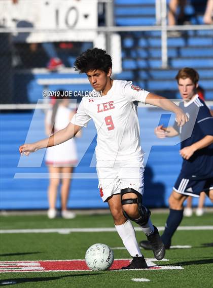 Thumbnail 3 in Lee [Robert E.] vs Flower Mound (UIL 6A Final) photogallery.