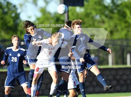 Thumbnail 2 in Lee [Robert E.] vs Flower Mound (UIL 6A Final) photogallery.