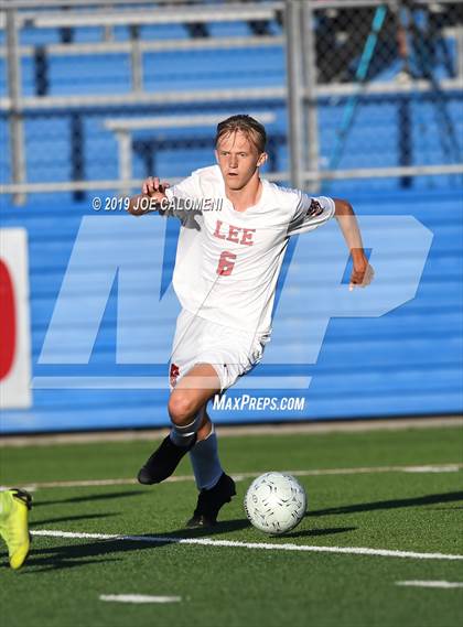 Thumbnail 3 in Lee [Robert E.] vs Flower Mound (UIL 6A Final) photogallery.