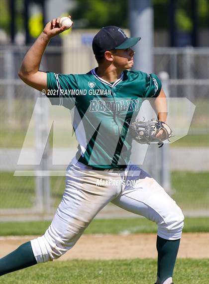 Thumbnail 3 in Reedley @ Edison photogallery.