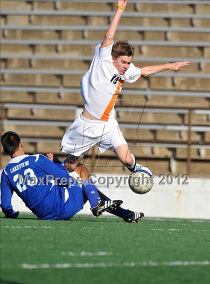 Thumbnail 3 in Rockwall vs Lakeview Centennial (Garland Invitational) photogallery.