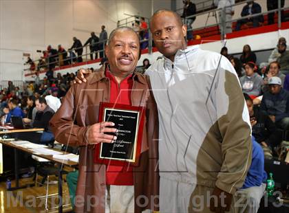 Thumbnail 1 in Serra vs. Inglewood (Real Run Classic) photogallery.