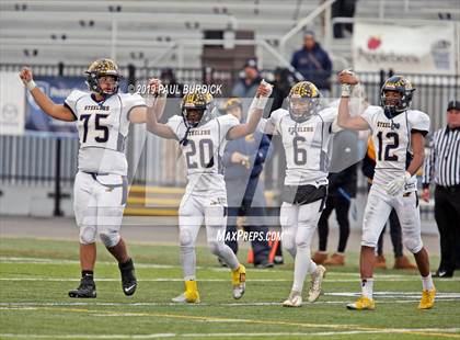 Thumbnail 2 in Bishop Guilfoyle vs. Farrell (PIAA 1A Championship) photogallery.