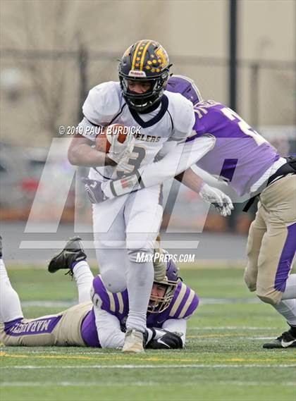 Thumbnail 3 in Bishop Guilfoyle vs. Farrell (PIAA 1A Championship) photogallery.