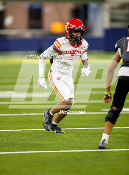 Thumbnail 2 in Lawndale vs. Hawthorne photogallery.