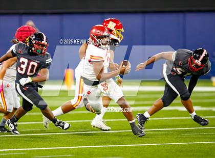 Thumbnail 2 in Lawndale vs. Hawthorne photogallery.
