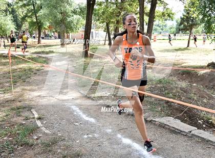 Thumbnail 3 in Taos Invitational photogallery.