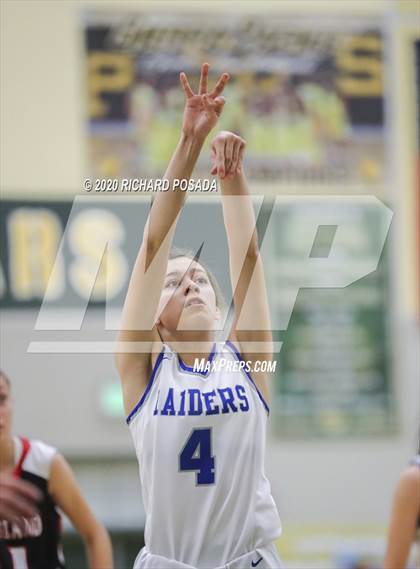Thumbnail 3 in Caruthers vs. McFarland (Central Valley Showdown) photogallery.