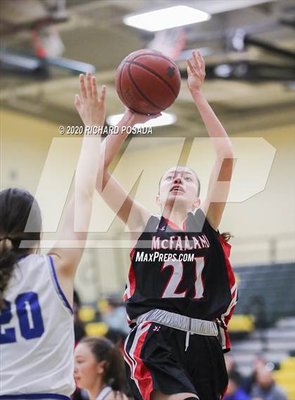 Thumbnail 2 in Caruthers vs. McFarland (Central Valley Showdown) photogallery.