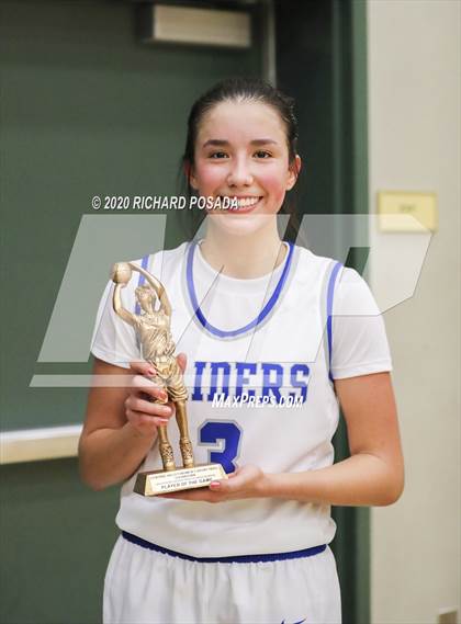Thumbnail 2 in Caruthers vs. McFarland (Central Valley Showdown) photogallery.
