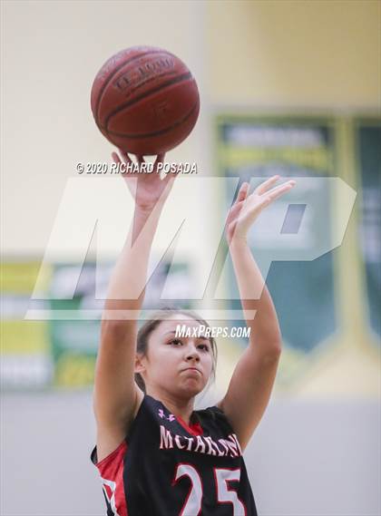 Thumbnail 3 in Caruthers vs. McFarland (Central Valley Showdown) photogallery.