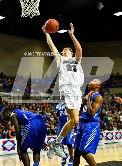 Thumbnail 2 in  Izard County vs Nevada (AAA 1A Final) photogallery.