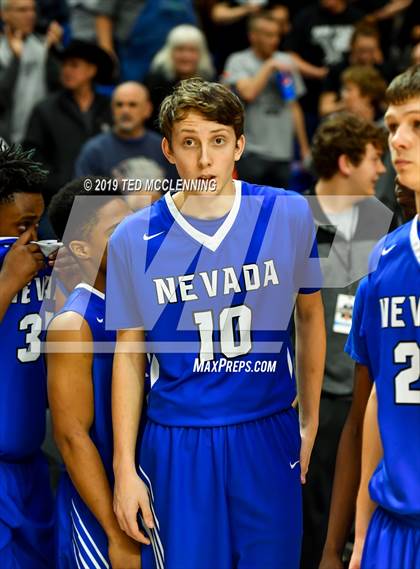 Thumbnail 2 in  Izard County vs Nevada (AAA 1A Final) photogallery.