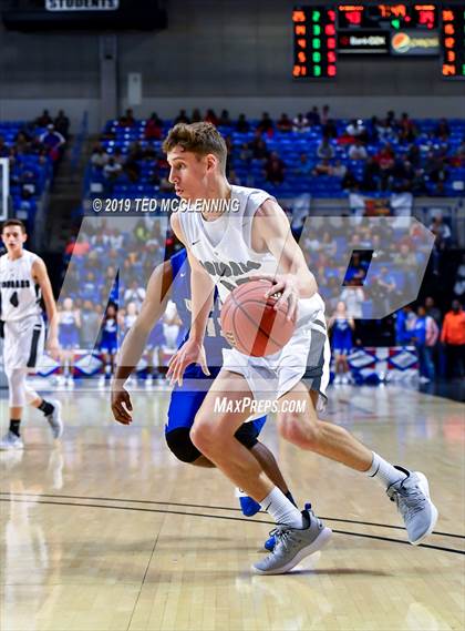 Thumbnail 2 in  Izard County vs Nevada (AAA 1A Final) photogallery.
