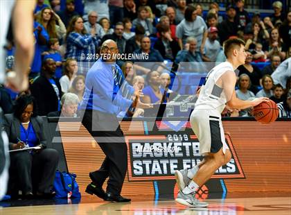 Thumbnail 2 in  Izard County vs Nevada (AAA 1A Final) photogallery.