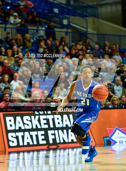 Thumbnail 3 in  Izard County vs Nevada (AAA 1A Final) photogallery.