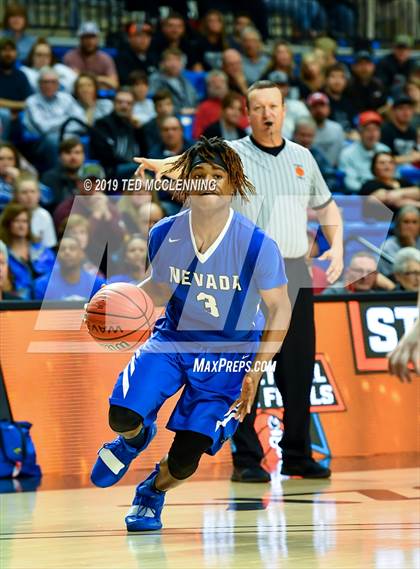 Thumbnail 3 in  Izard County vs Nevada (AAA 1A Final) photogallery.
