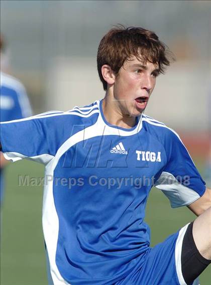Thumbnail 2 in Tioga vs. Sacramento Country Day (CIF SJS D7 Final) photogallery.