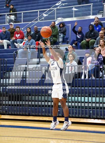 Thumbnail 2 in Allen vs Richardson (Allen Holiday Invitational) photogallery.