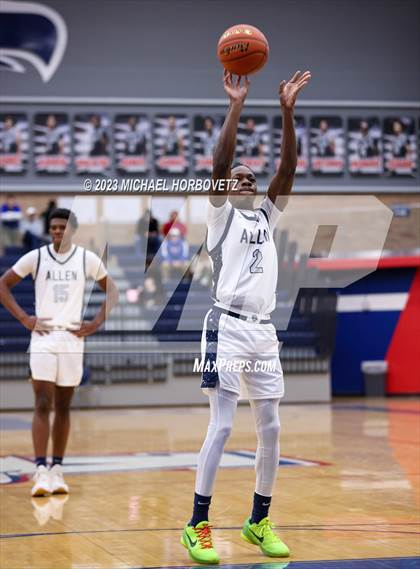 Thumbnail 2 in Allen vs Richardson (Allen Holiday Invitational) photogallery.
