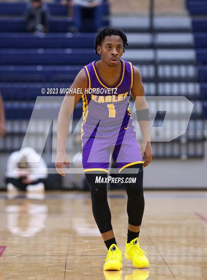 Thumbnail 2 in Allen vs Richardson (Allen Holiday Invitational) photogallery.