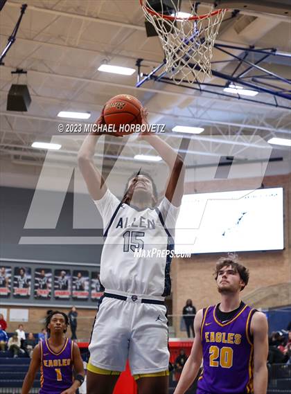 Thumbnail 2 in Allen vs Richardson (Allen Holiday Invitational) photogallery.