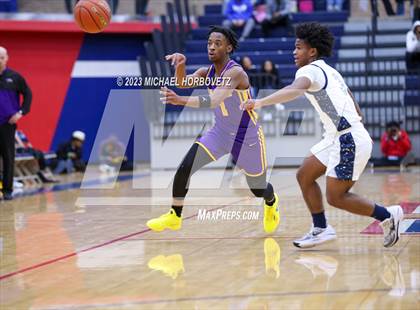 Thumbnail 2 in Allen vs Richardson (Allen Holiday Invitational) photogallery.