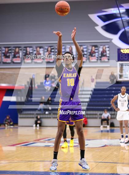 Thumbnail 2 in Allen vs Richardson (Allen Holiday Invitational) photogallery.