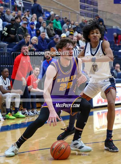 Thumbnail 2 in Allen vs Richardson (Allen Holiday Invitational) photogallery.