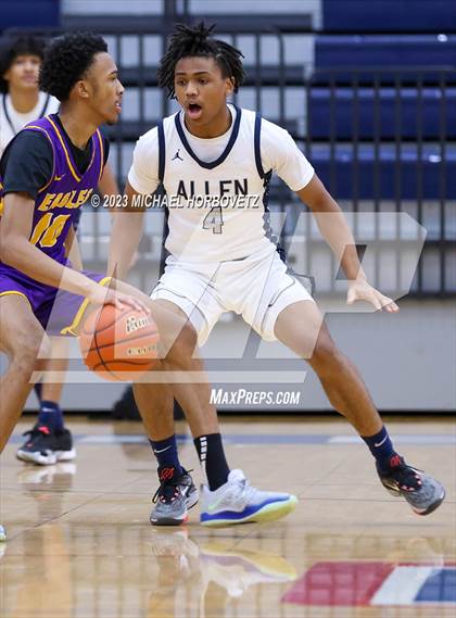 Thumbnail 1 in Allen vs Richardson (Allen Holiday Invitational) photogallery.