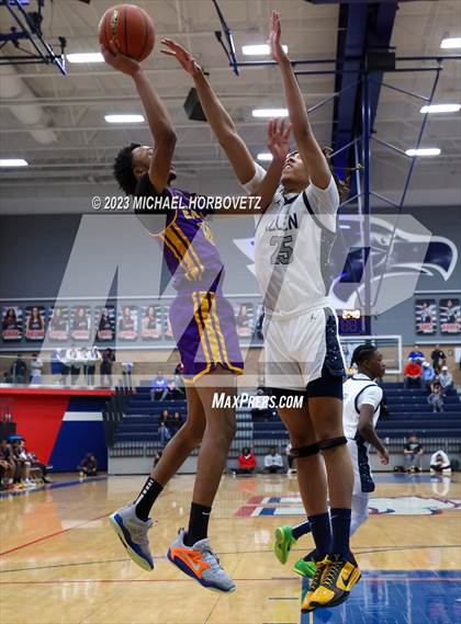 Thumbnail 1 in Allen vs Richardson (Allen Holiday Invitational) photogallery.