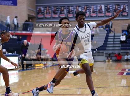 Thumbnail 2 in Allen vs Richardson (Allen Holiday Invitational) photogallery.